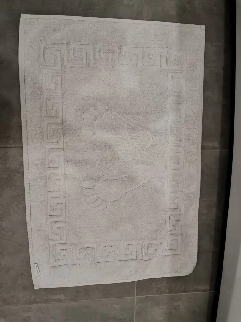 Апартаменты на Бульваре 30-летия Победы 42