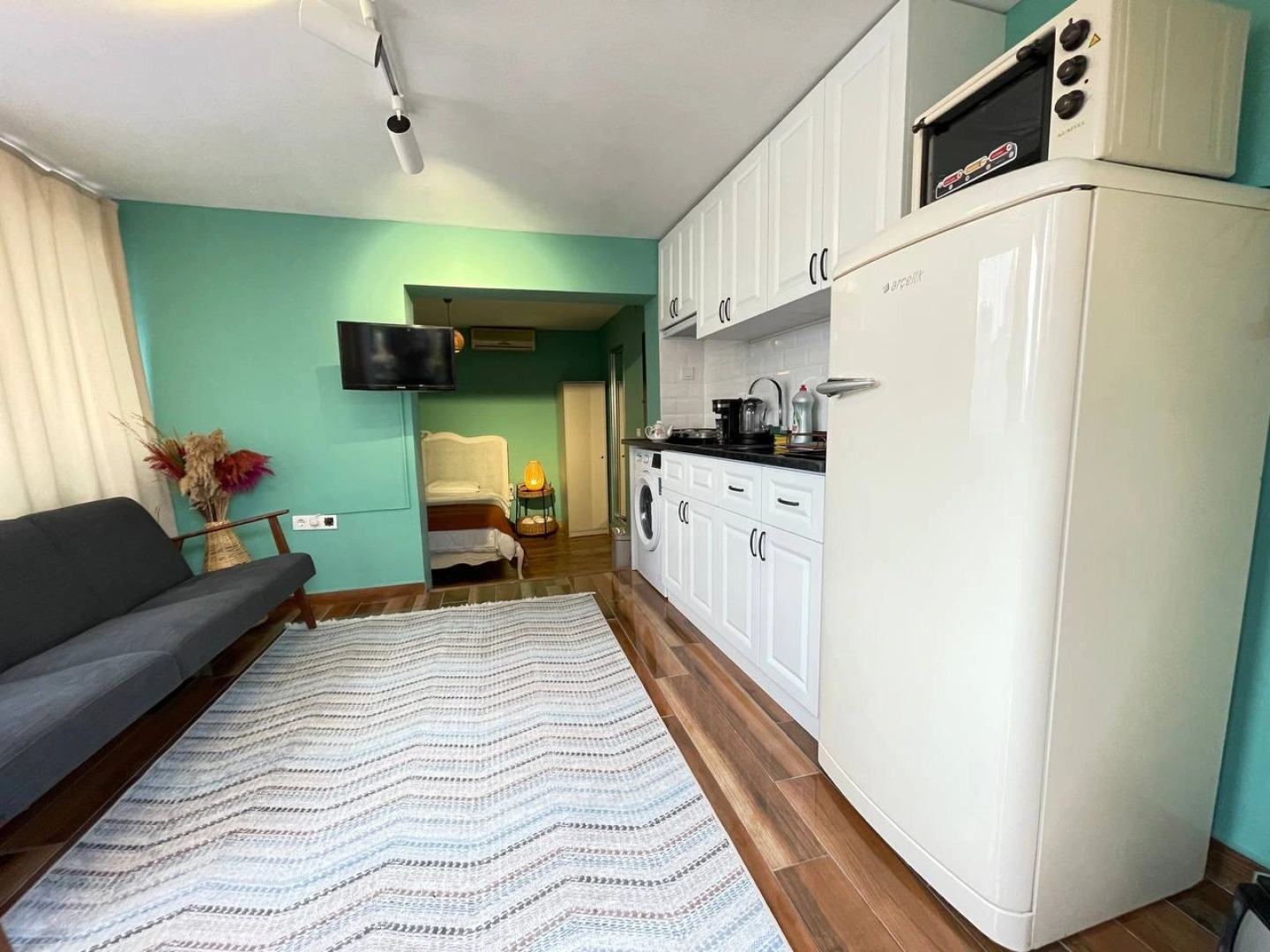 Апартаменты 1 Bedroom Apartment at Galata Istanbul with Shared Rooftop