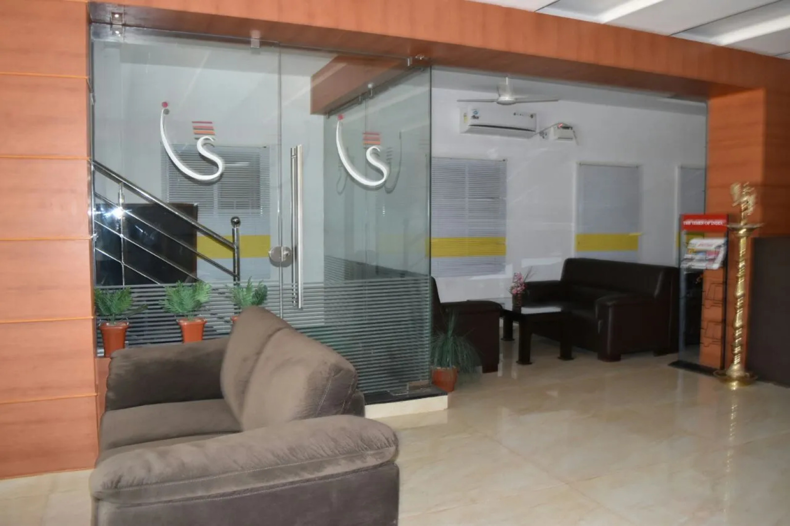 Отель Surag Residency