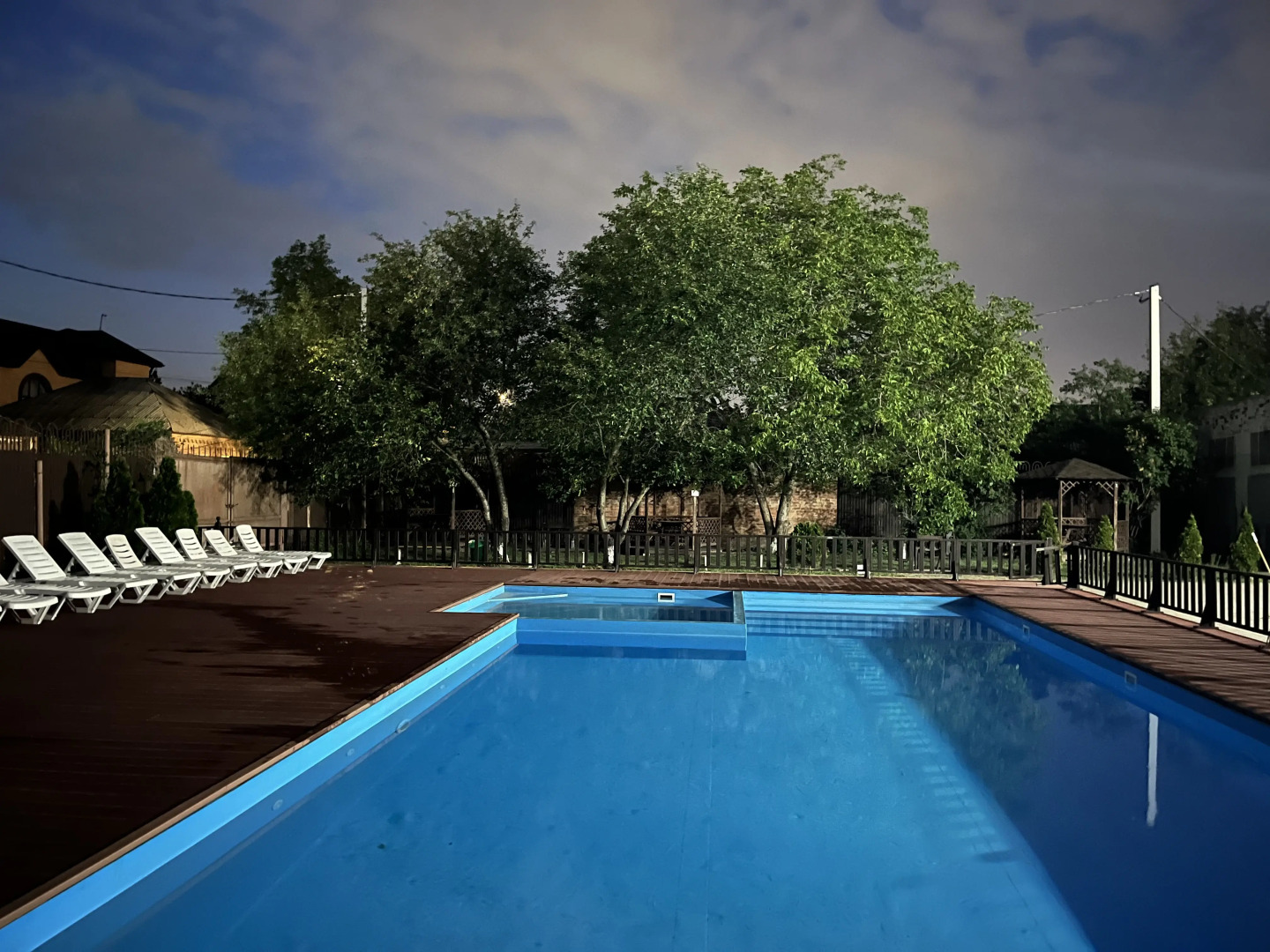 Апартаменты Авторские 3 с сезонным бассейном