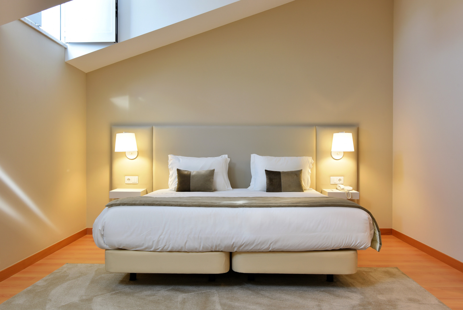 Отель Exe Wellington