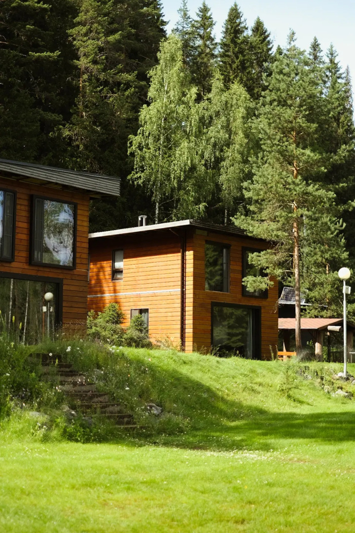 Коттедж Brusnika Village