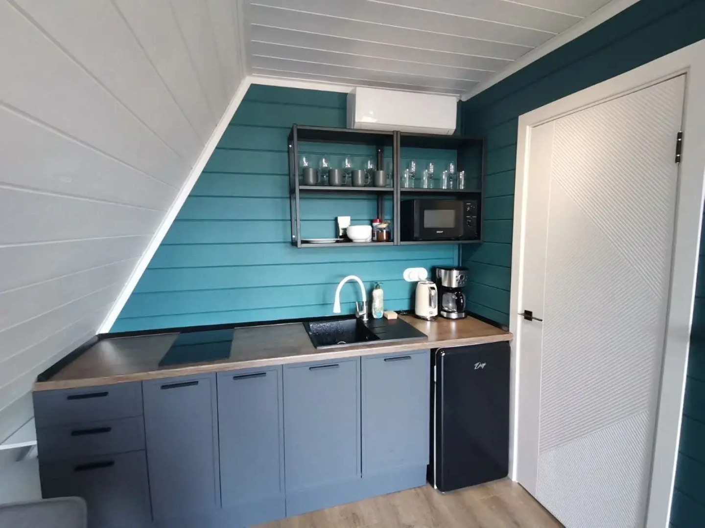 Частный Дом с Видом на Лесной Массив