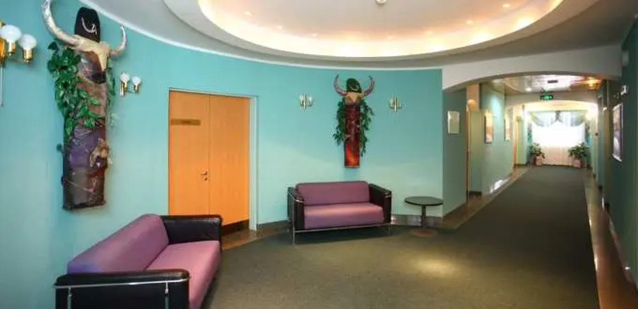 Отель Россия