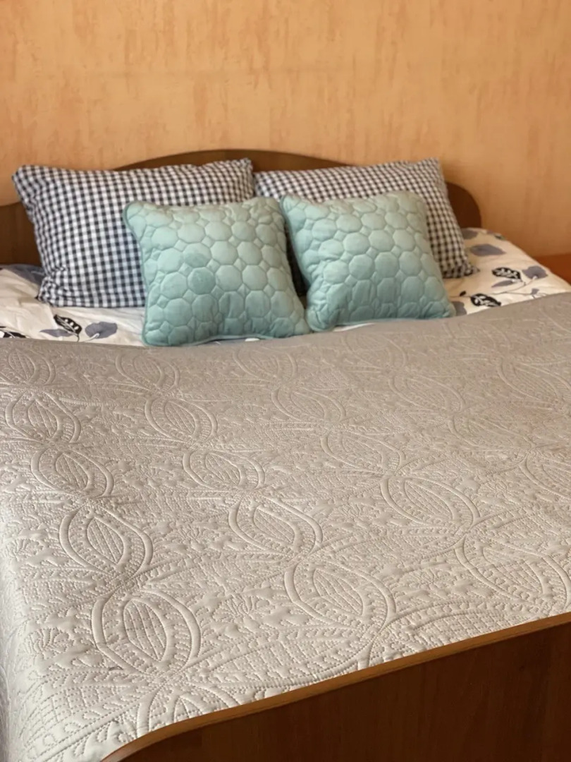 Квартира Уютно как дома на улице Рыленкова 9А