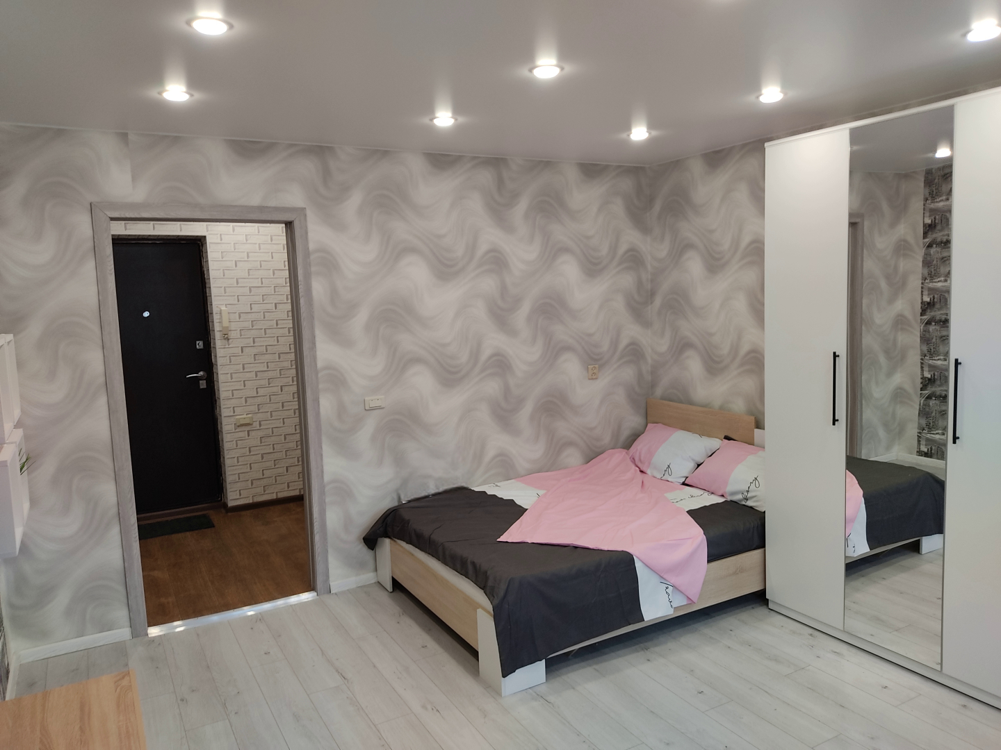 Апартаменты на Ленинградской 76