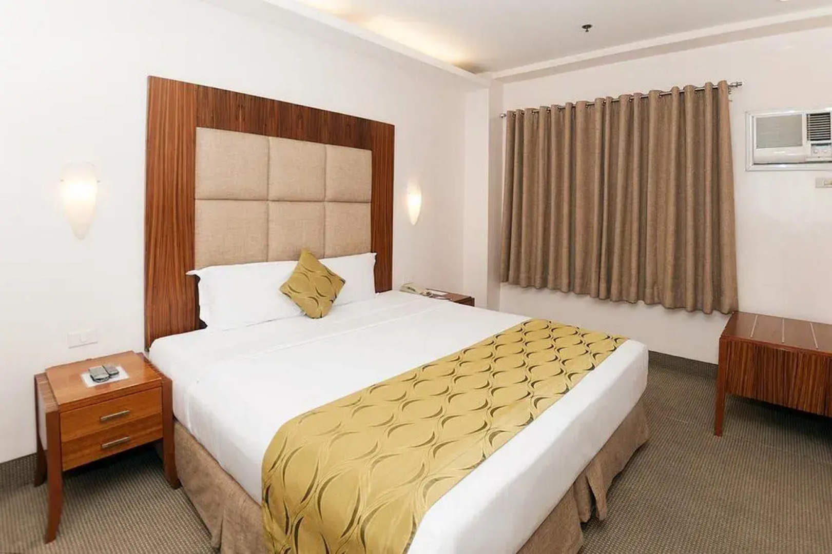 Отель City Garden Suites Manila