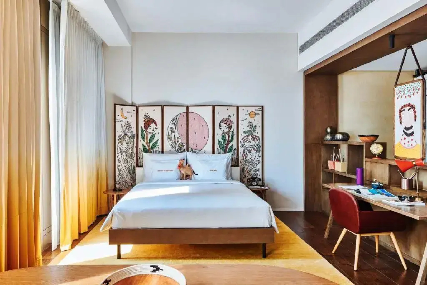 Отель 25hours Hotel Dubai One Central