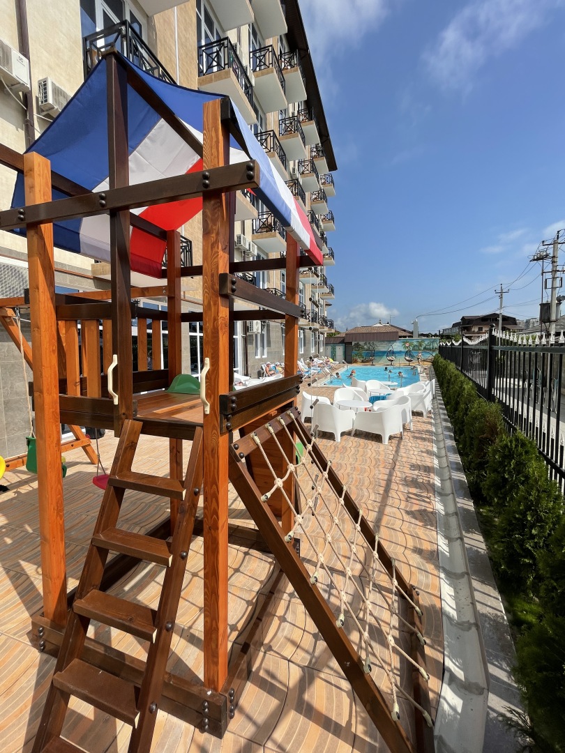 Отель Империя