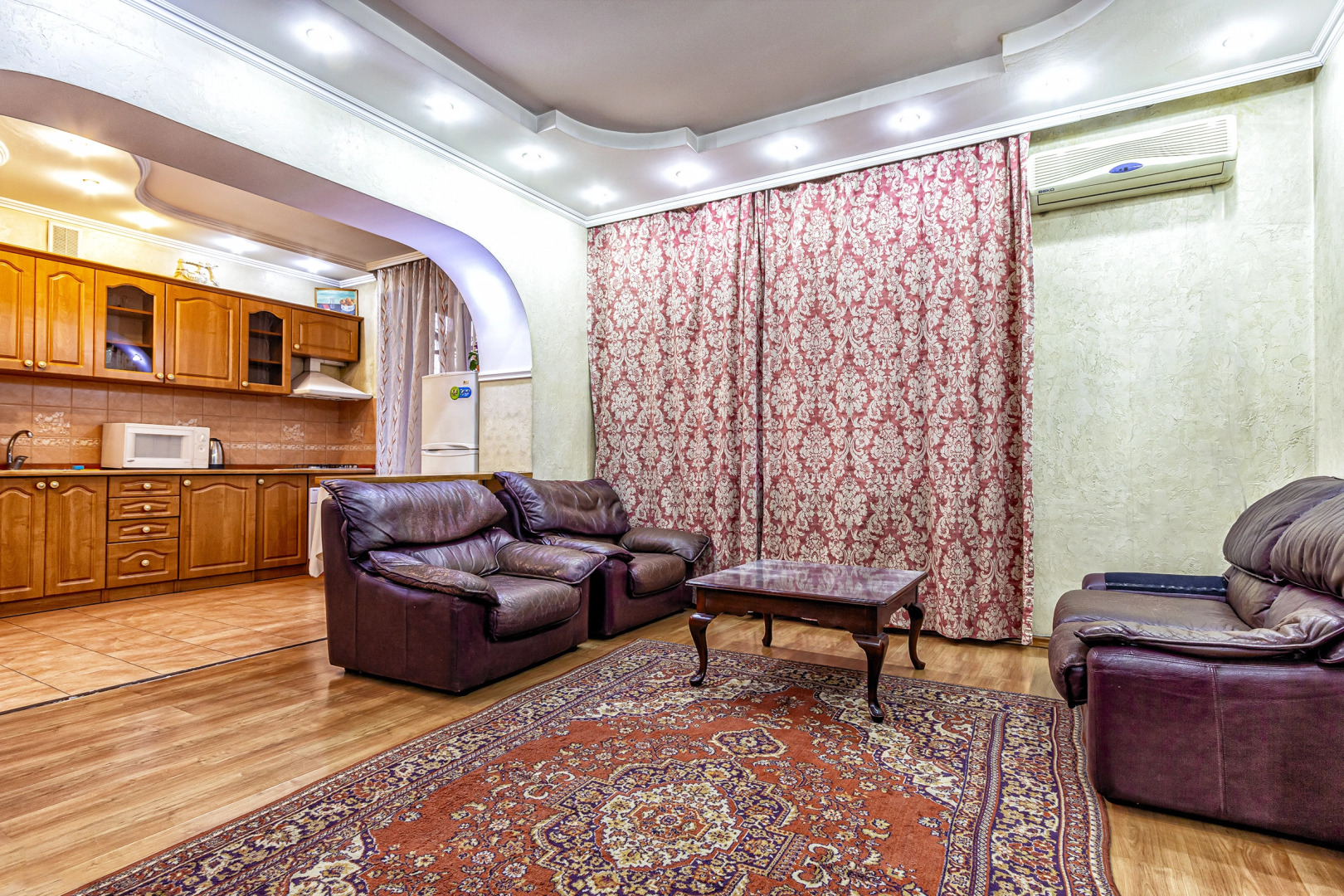 Апартаменты 15 Самый центр. Идеально для командированного и туриста.