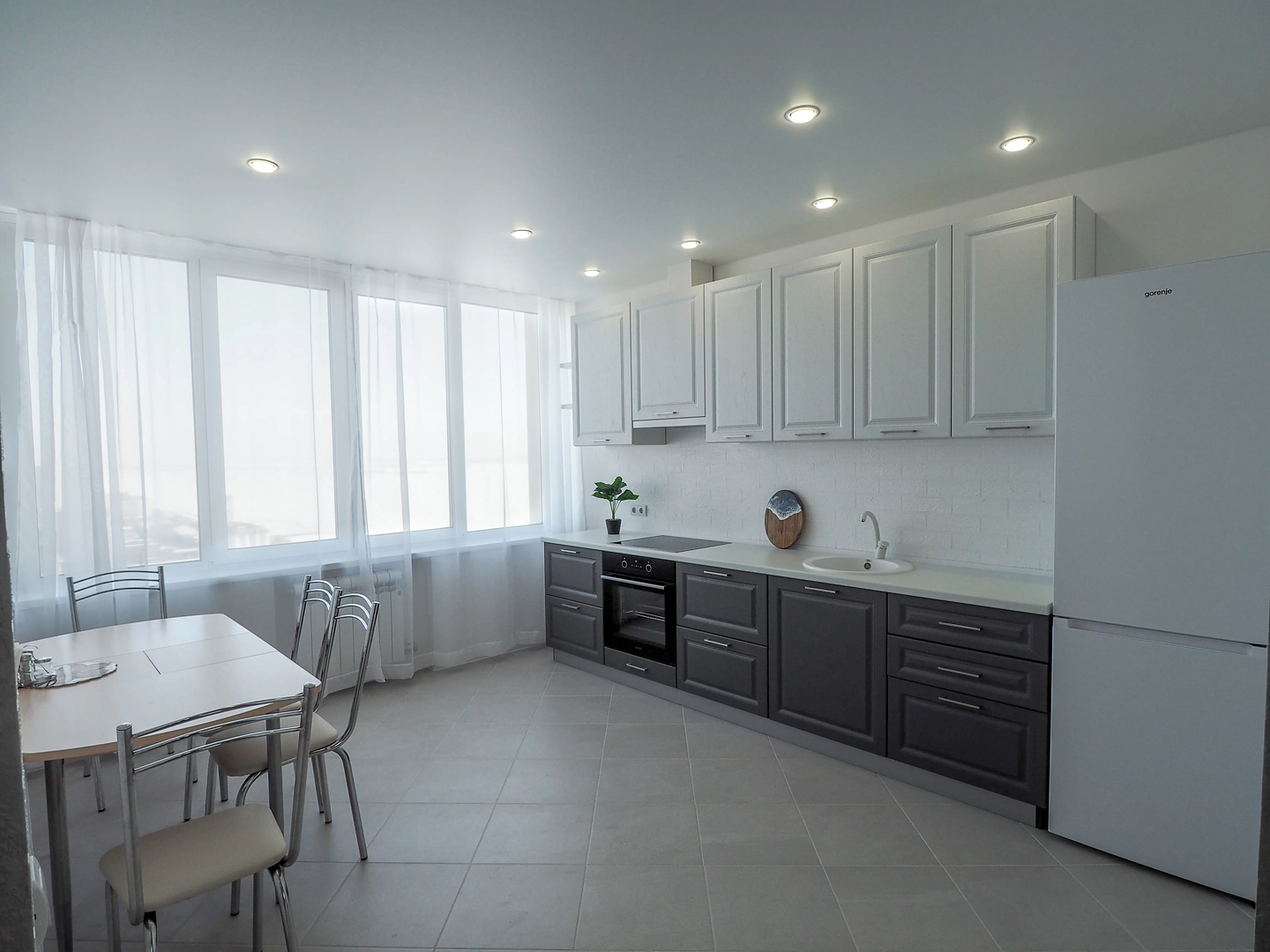 Апартаменты у Горпарка с видом на Волгу