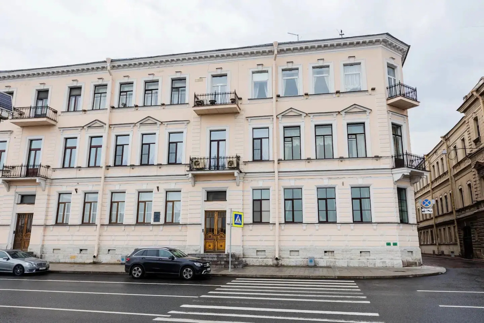 Апартаменты a.m. Rooms Mauritania (Angliyskaya Naberezhnaya)