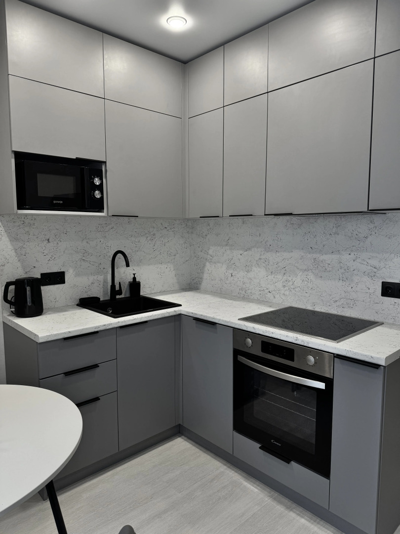 Апартаменты Двухкомнатные на Строителей 60/4