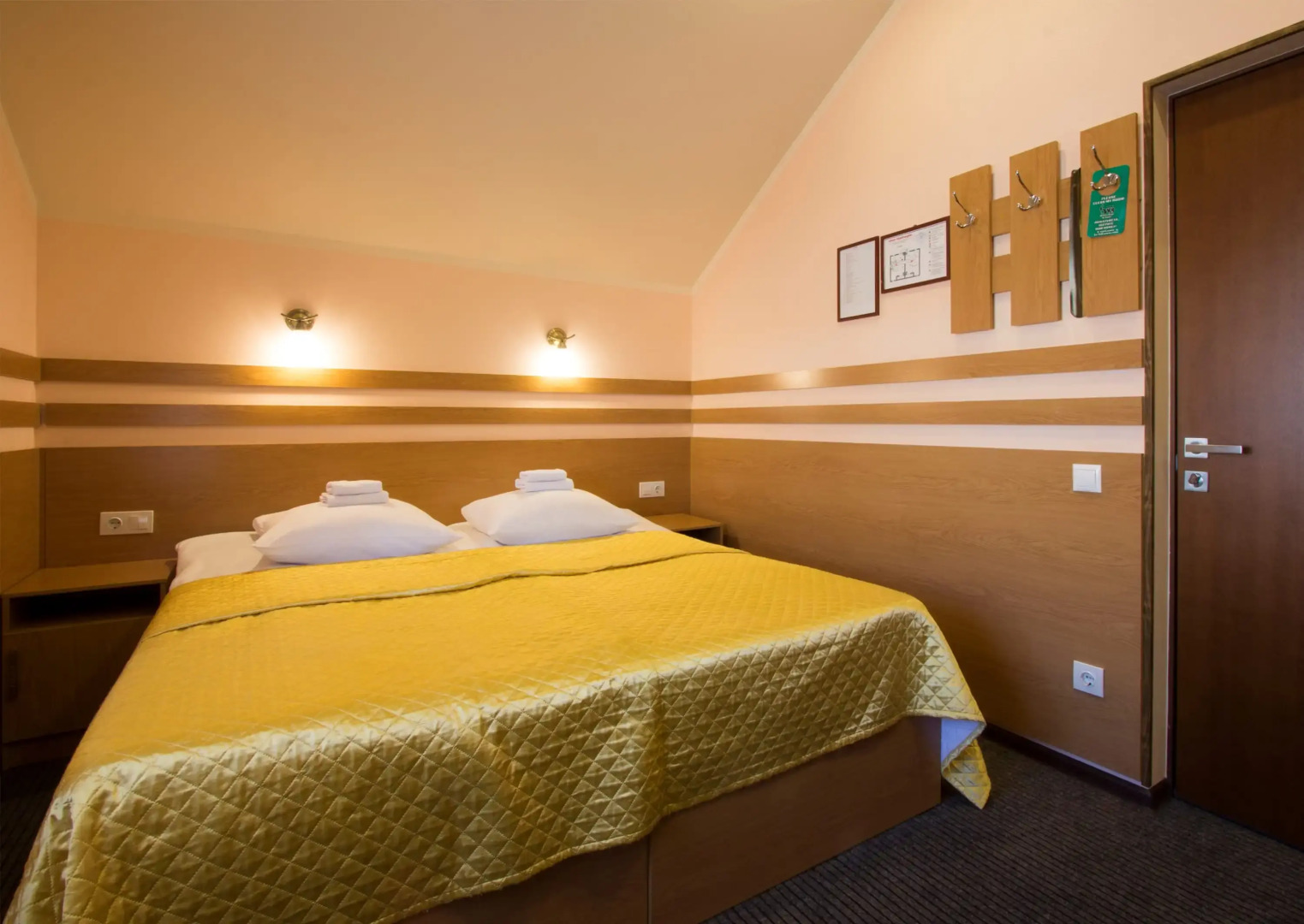 Отель Валерия