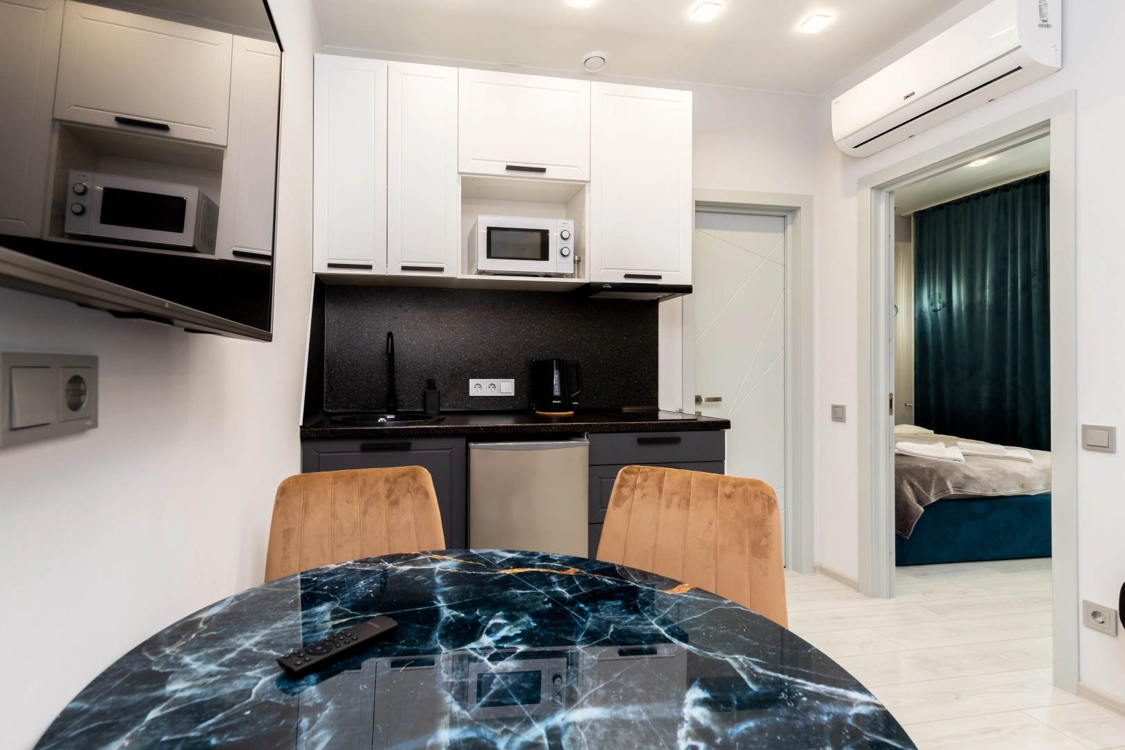 Апартаменты Море Апартаментов на Эстонской 37/4-025