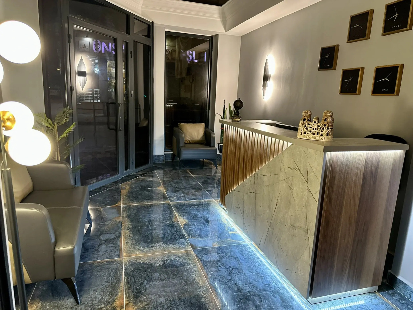 Skymoon Airport Hotel