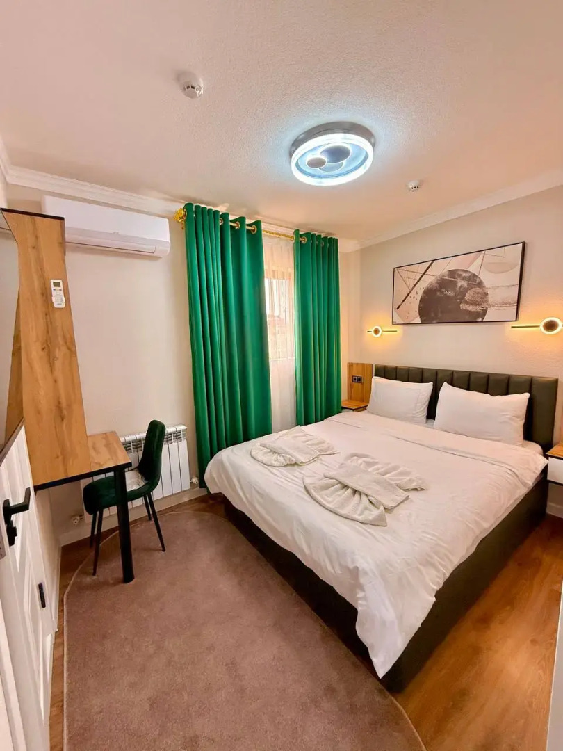 Отель Status Inn