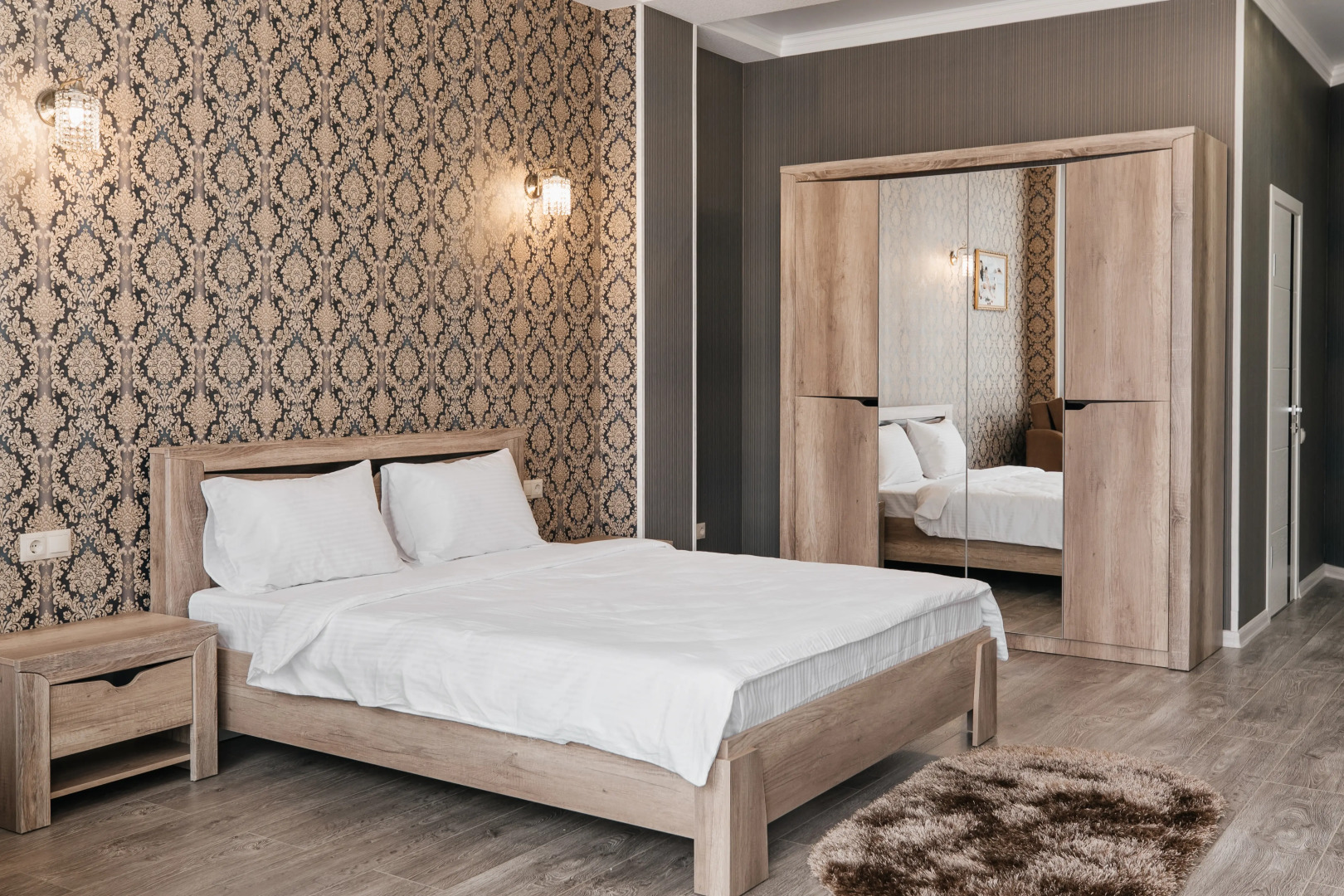 Отель Дизак