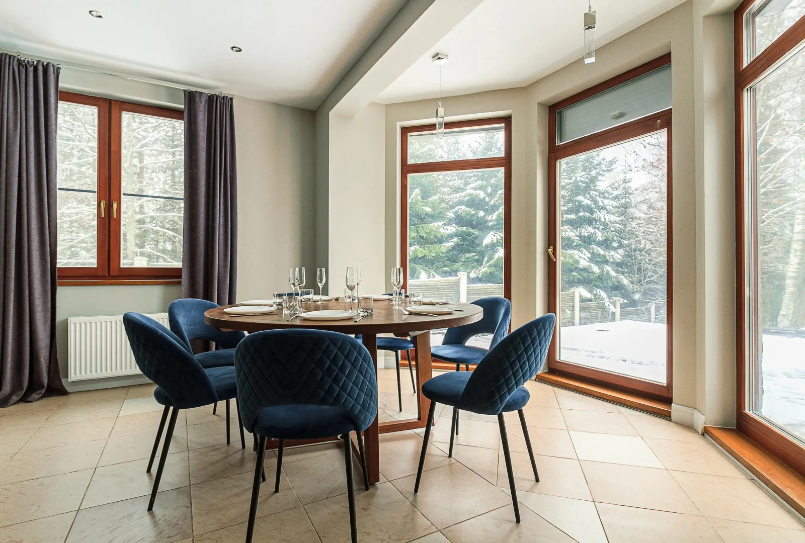 Вилла Коттедж 250 м2 на Участке 20 Соток