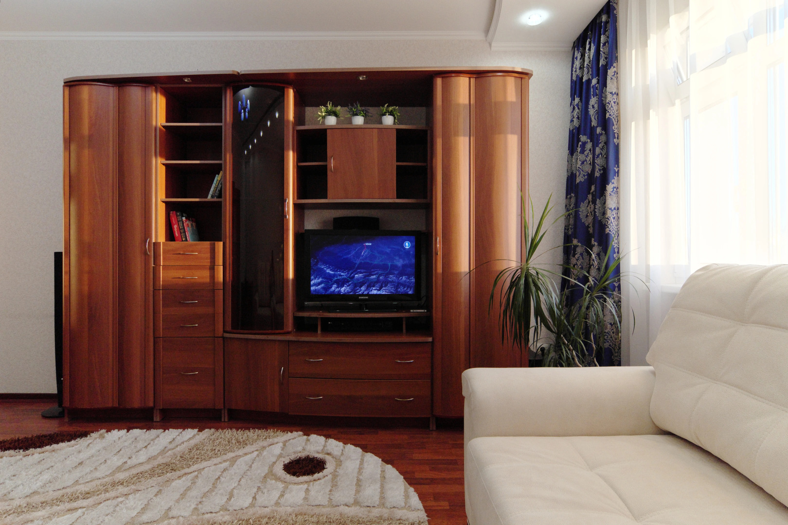 Апартаменты на Коминтерна