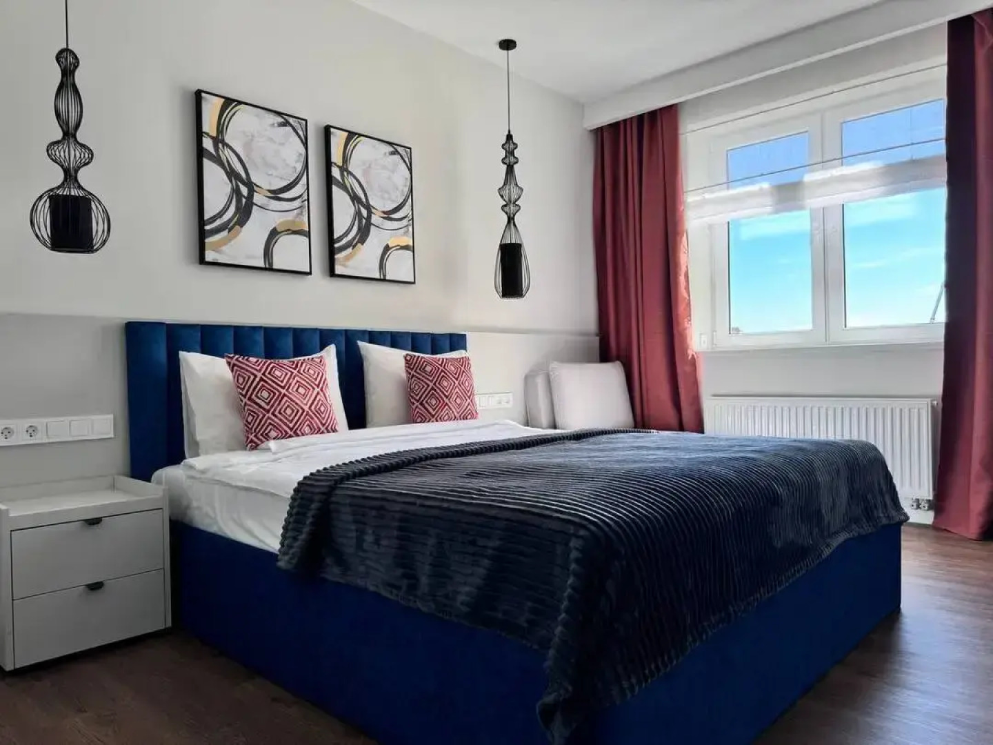 Апартаменты Трёхкомнатные 39квартир с дизайнерским ремонтом