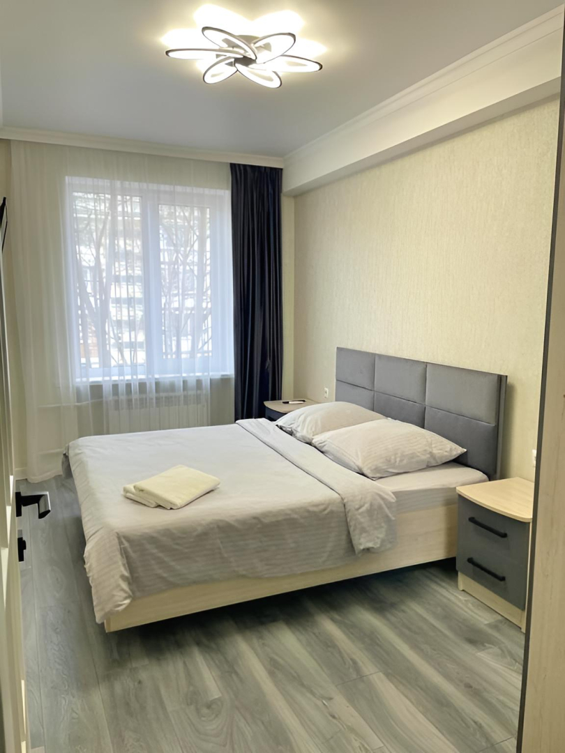 Квартира Двухкомнатная квартира в центре города