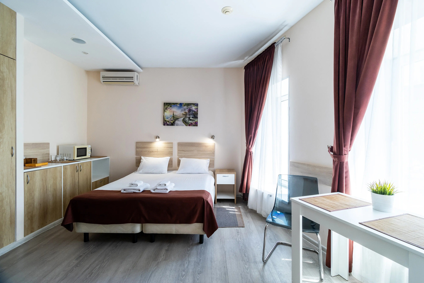 Отель Багет