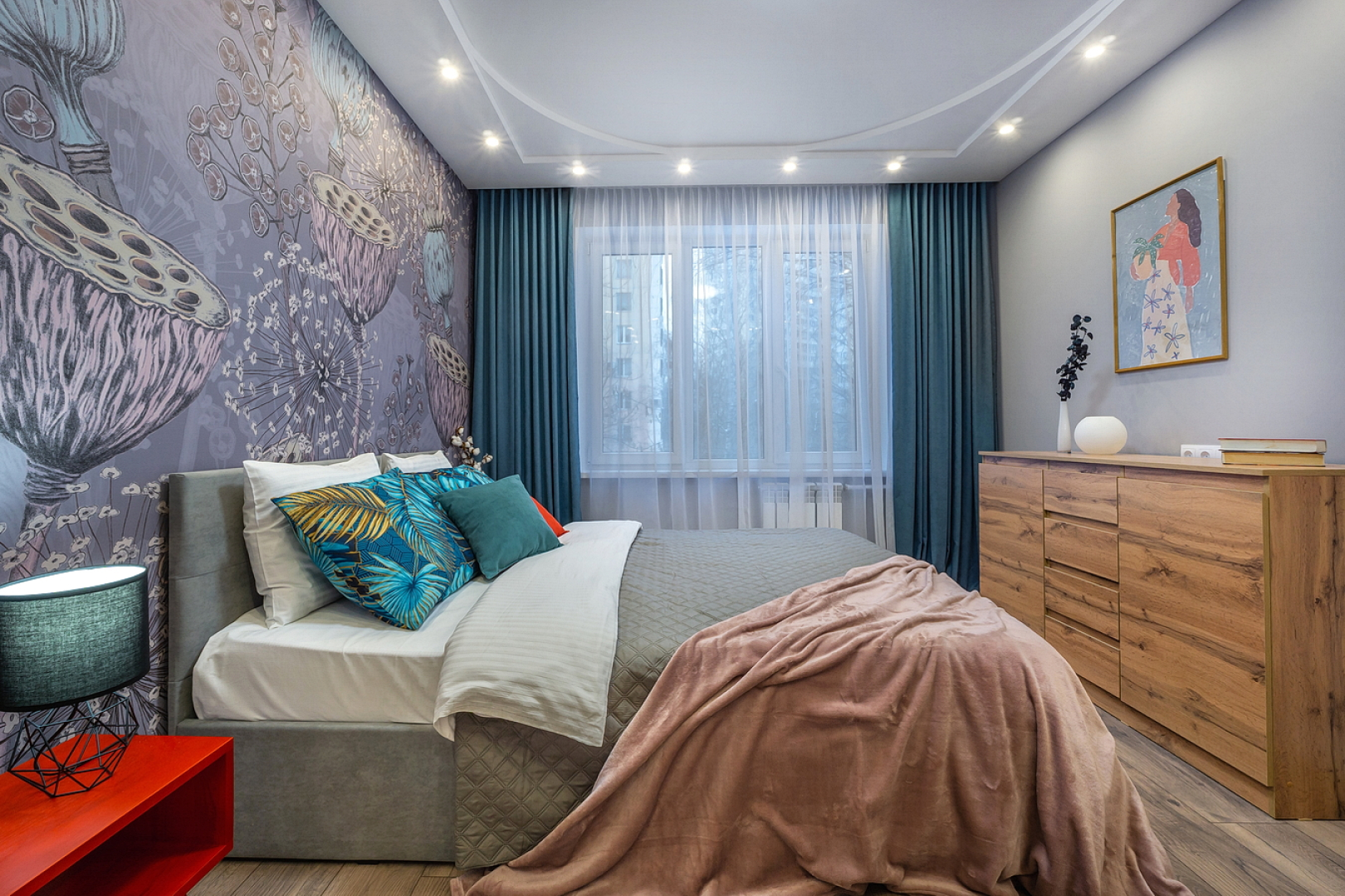 Квартира трехкомнатная Queenstay Остров мечты на Коломенской