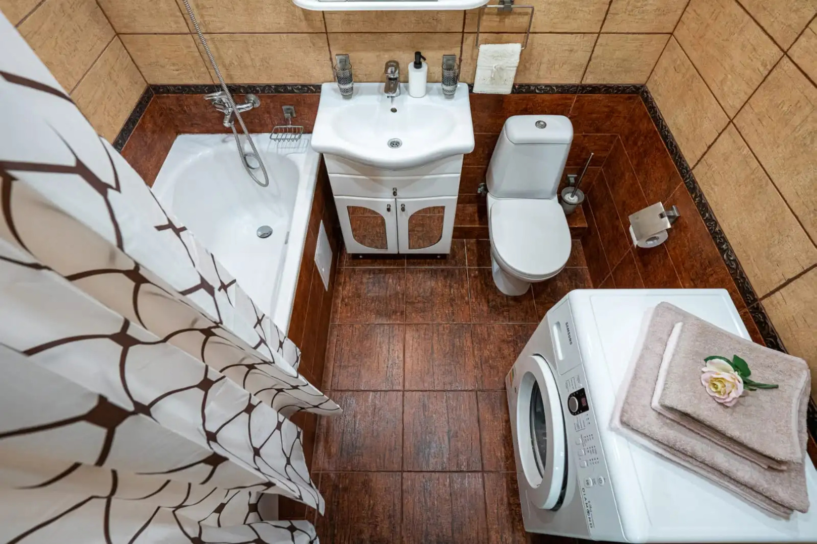 Апартаменты двухкомнатные в Амалиенау