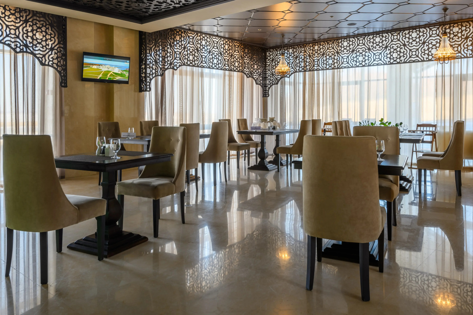 Гостиница Кол Гали