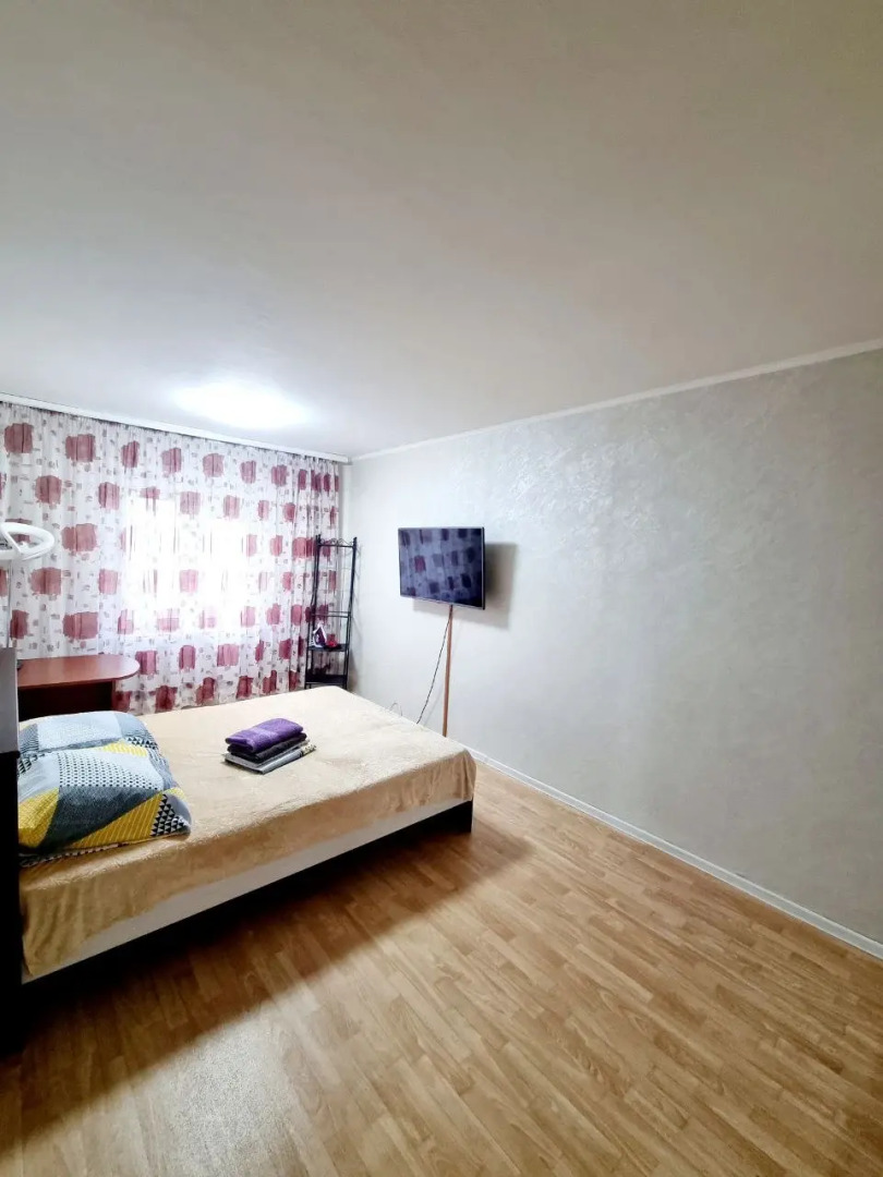 Квартира однокомнатная квартира на Есенина 3