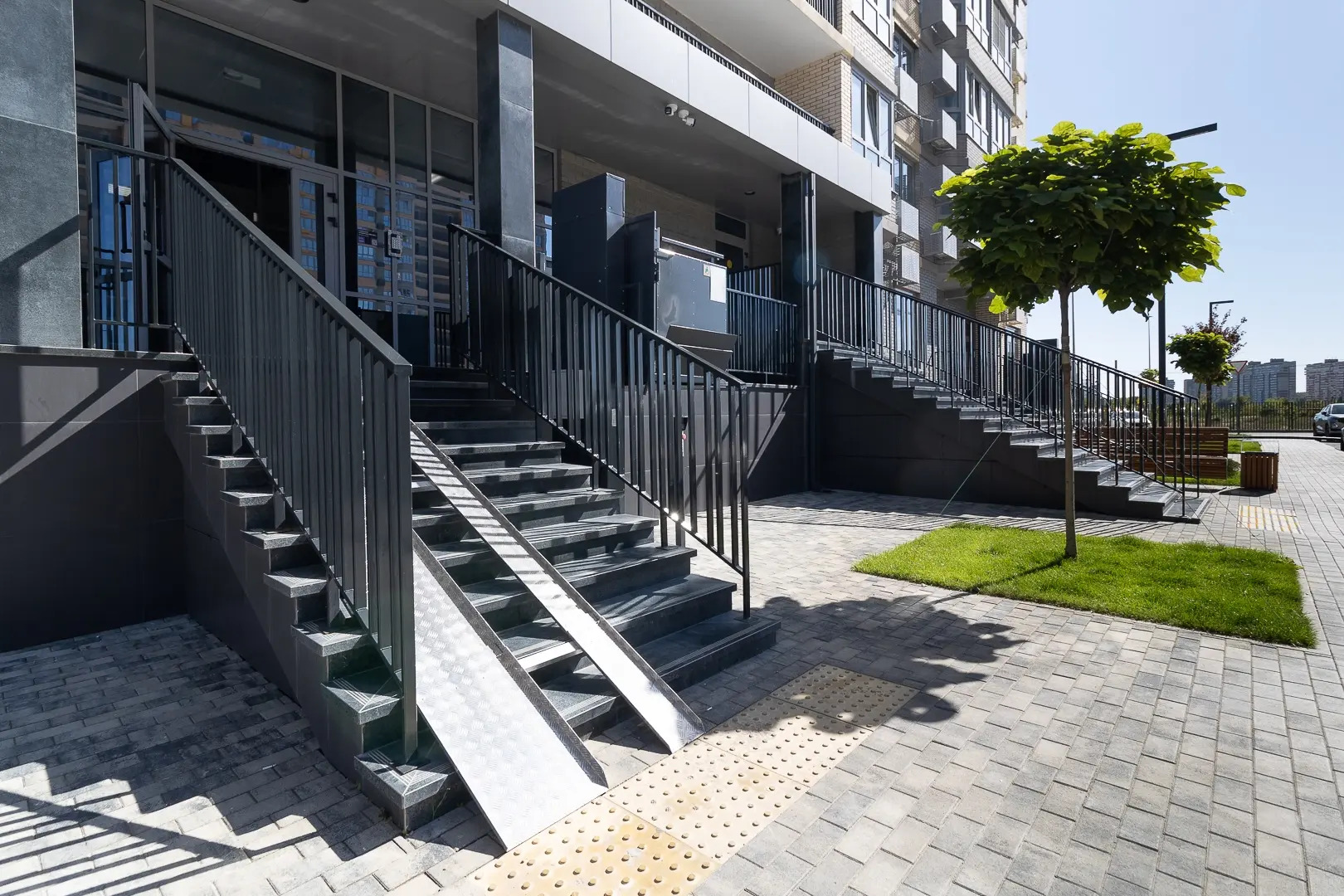 Квартира 2 Ночи на Улице Имени В.Н. Мачуги 166Б/1