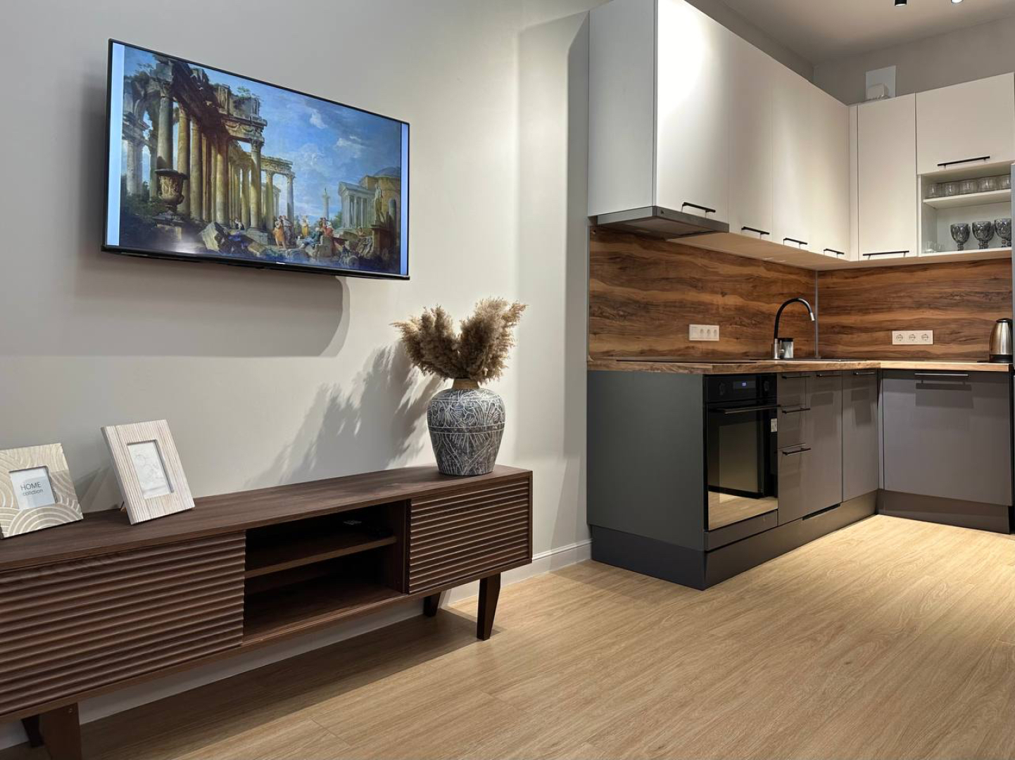 Апартаменты City Aura 21