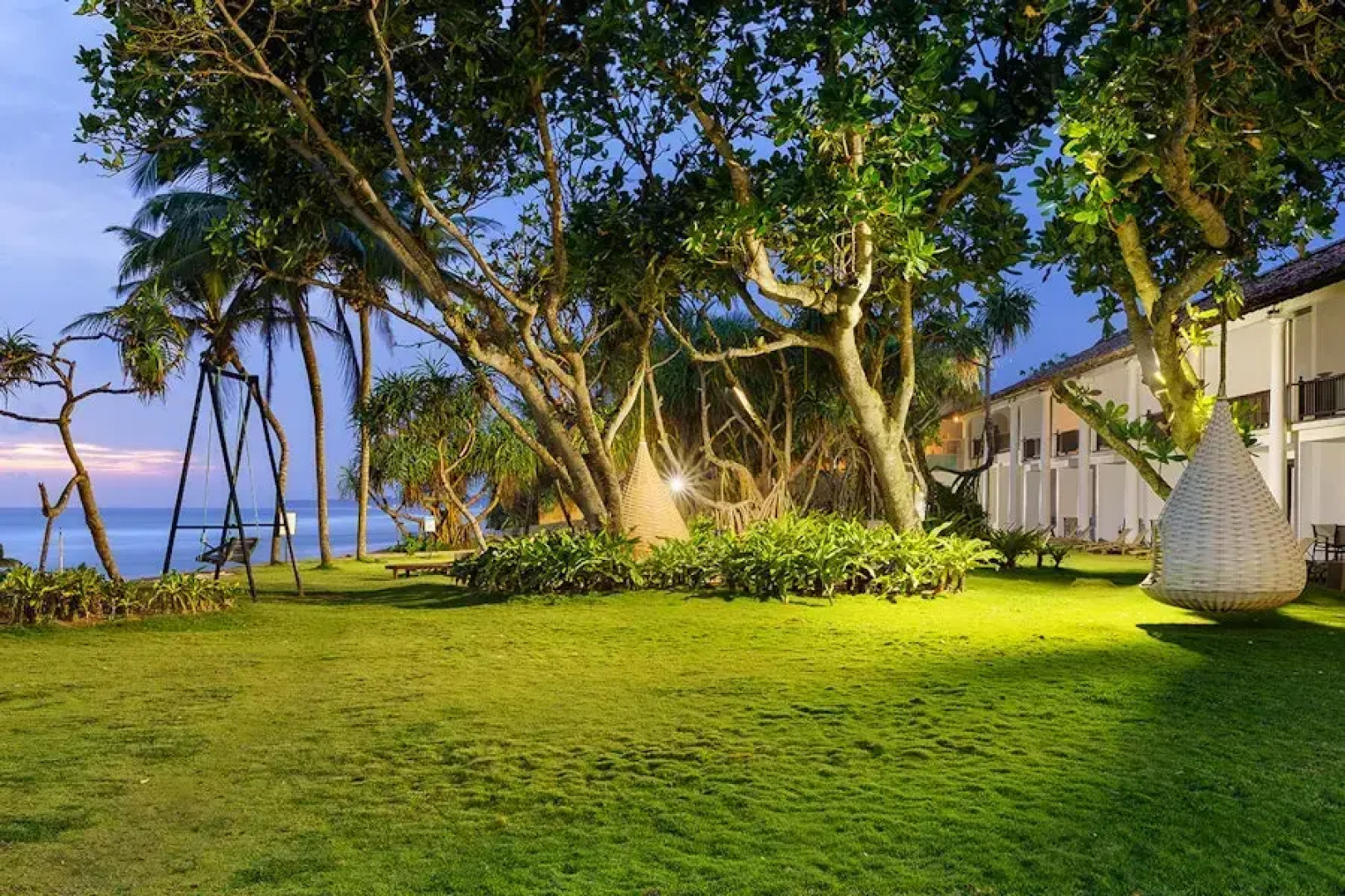 Курортный отель The Fortress Resort&Spa