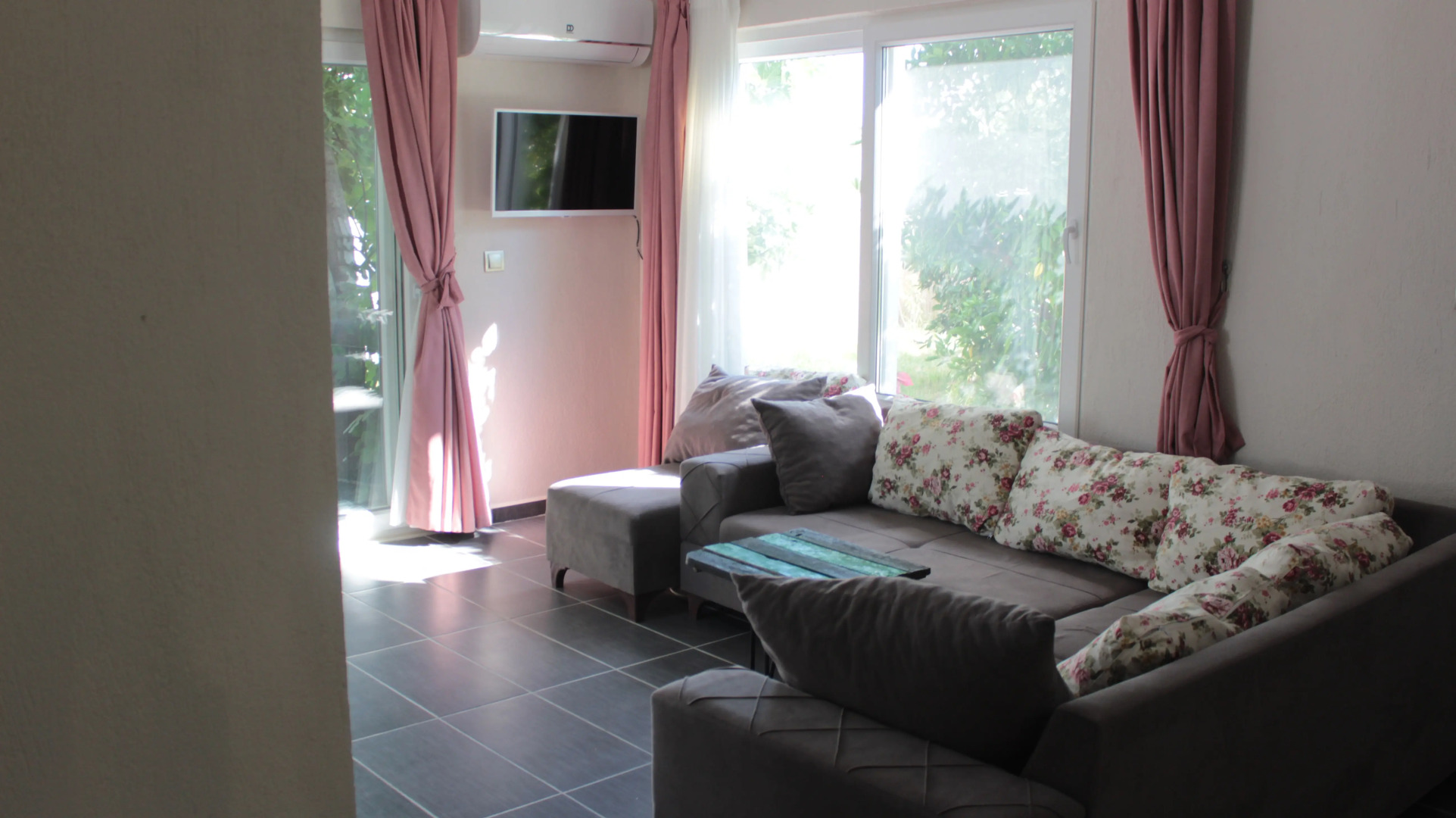 Частный Дом Aloanda House