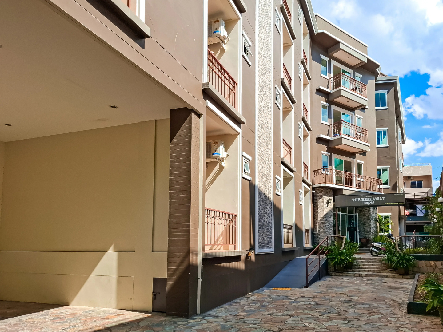 Курортный отель The Hideaway Resort Pattaya Chonburi