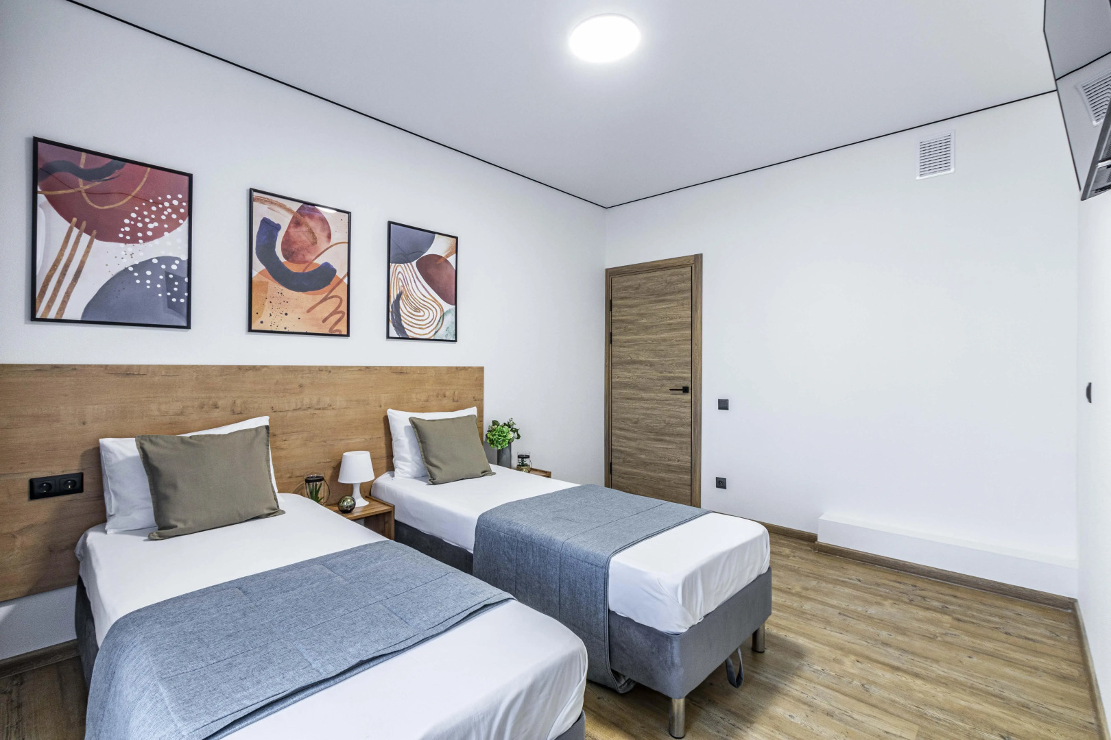 Квартира Двухкомнатная Центр Good House