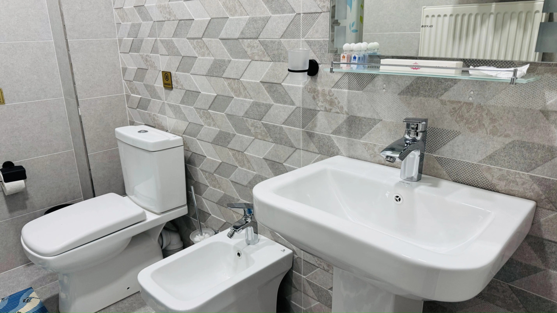 Отель Sharq Yulduzi