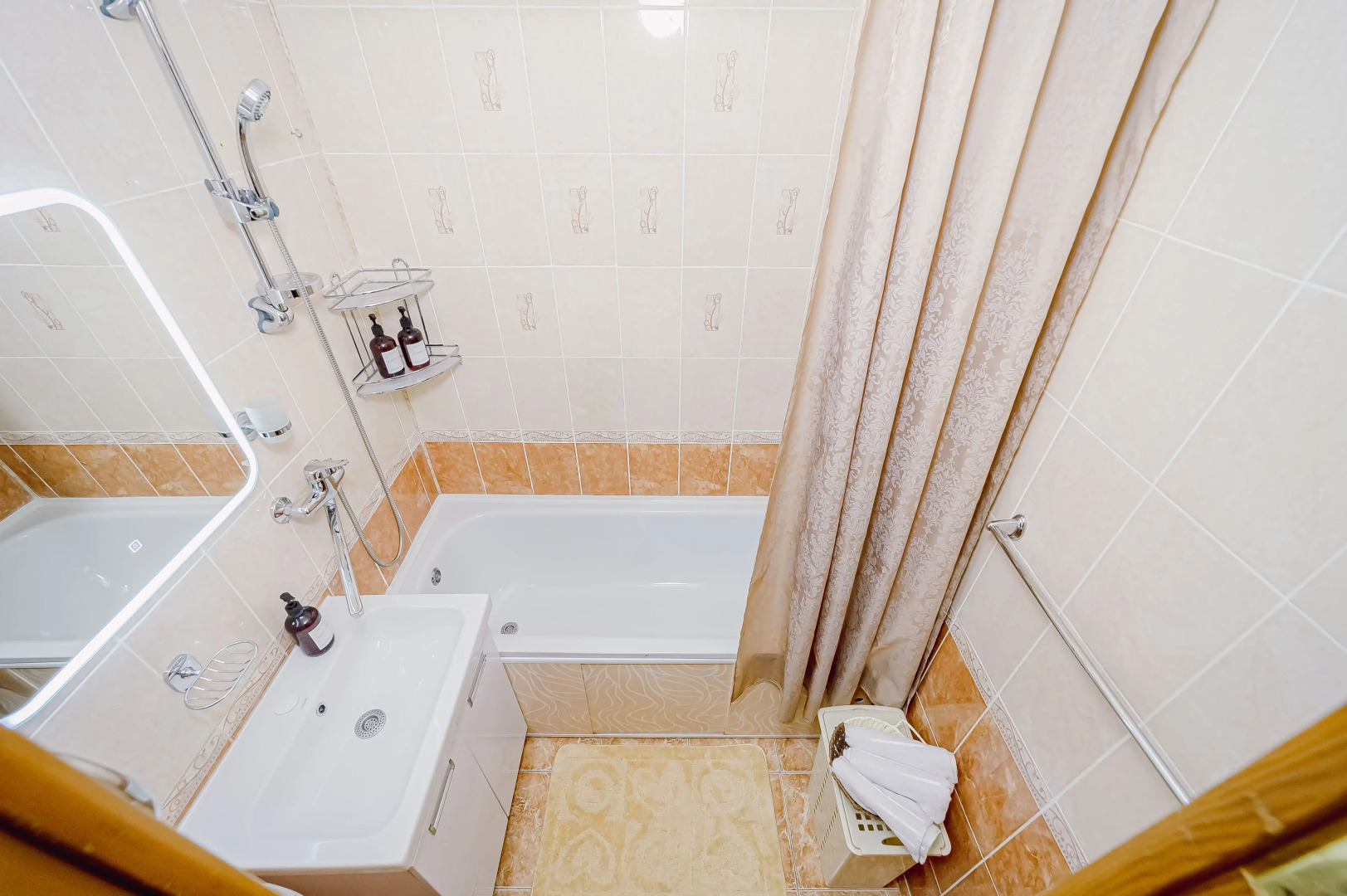 Апартаменты Абриго  Репина 88