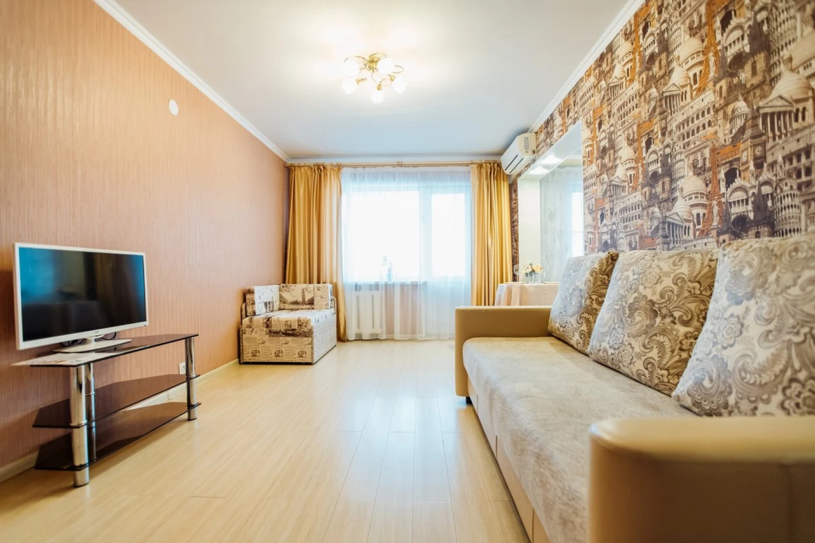 Апартаменты Октябрьская 10