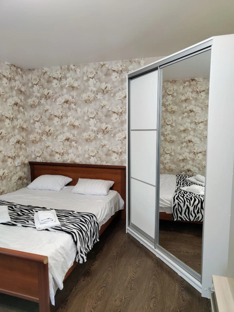 Апартаменты 1-комнатные рядом с Волгой в 6-ом микрорайоне