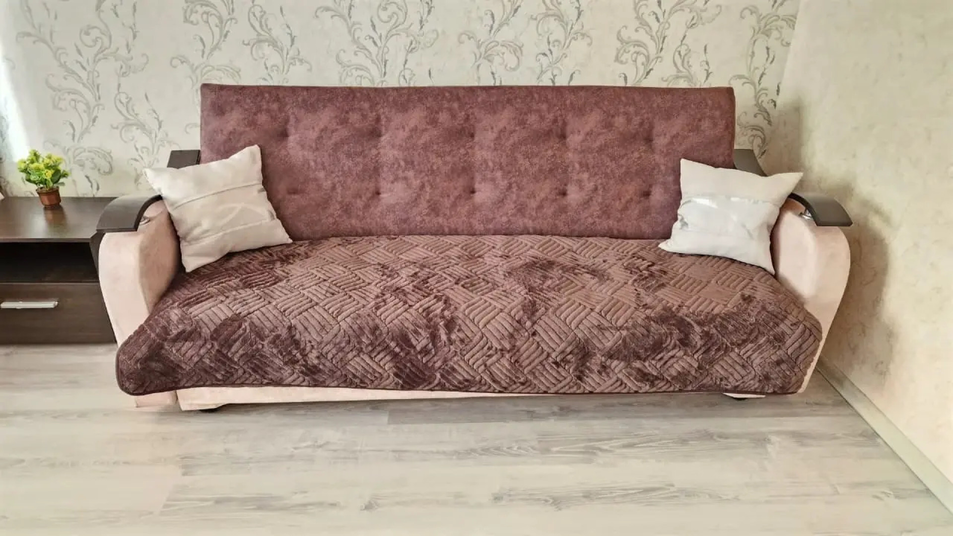 Квартира Краснозвездная 33