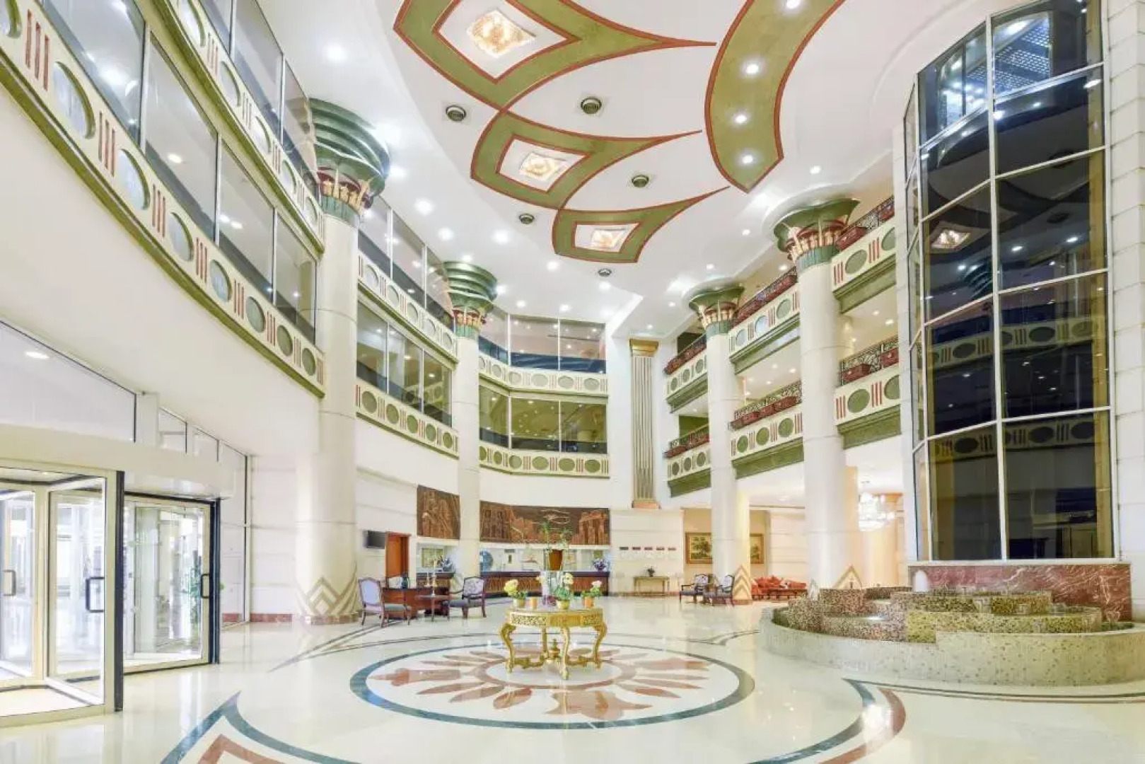 Отель Tolip Aswan