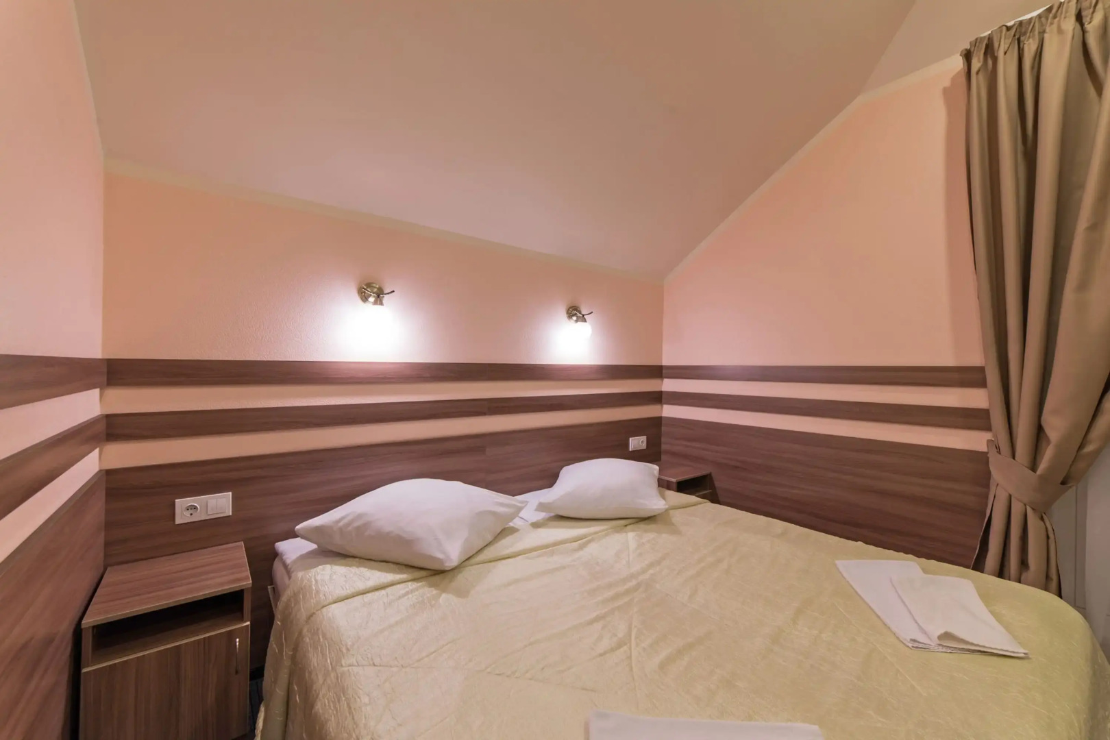 Отель Валерия