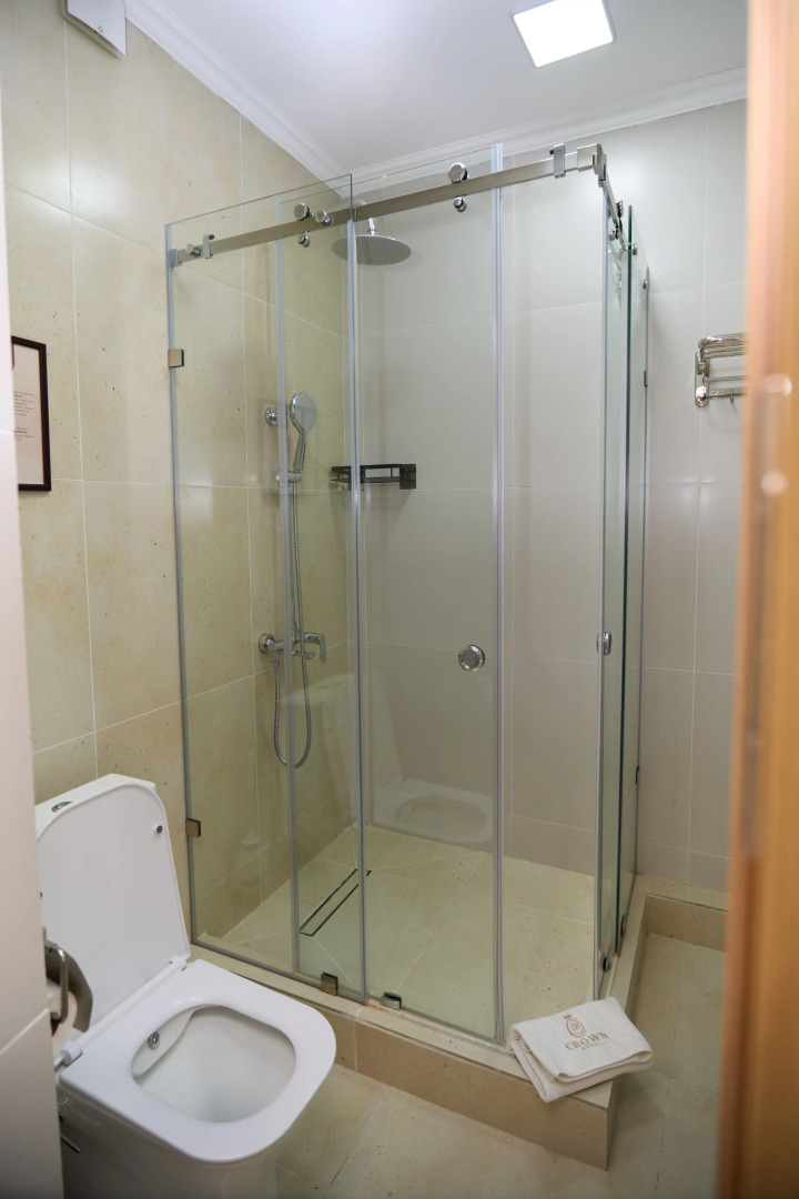 Отель Crown Hotel Bishkek