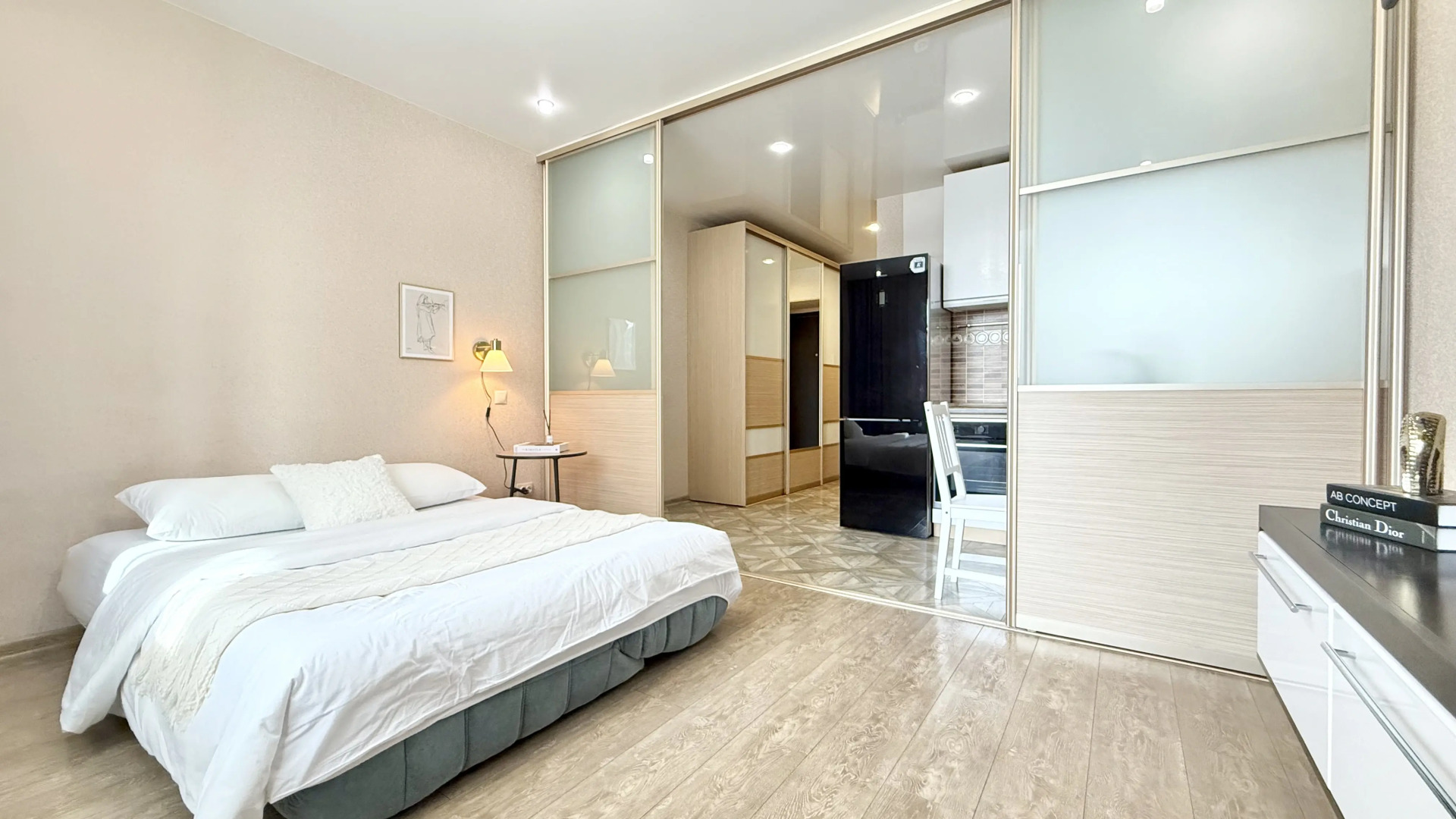 Апартаменты Квартира Hugge Place Объект 5