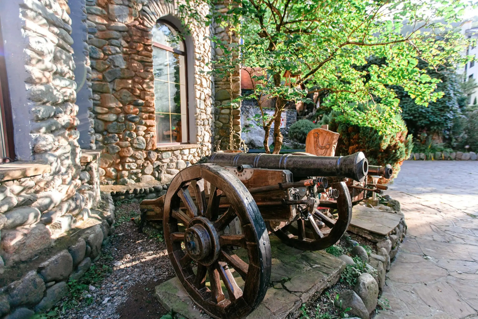 Отель Форт Эврика