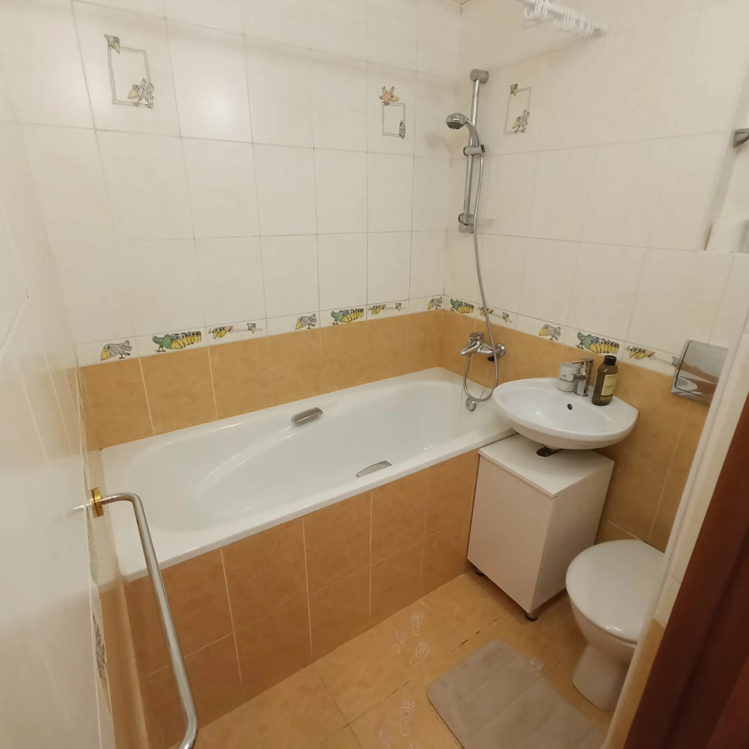 КВАРТИРА и ТОЧКА