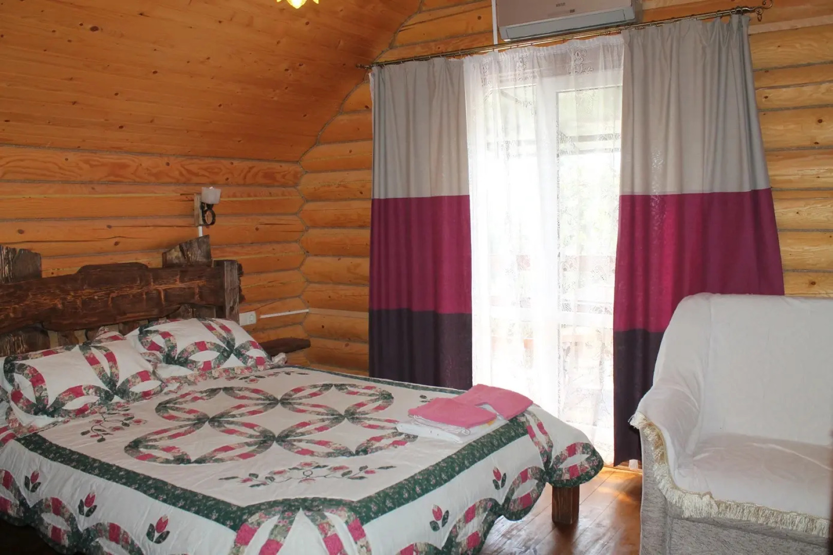 Коттедж Дом Сруб в Парковой Зоне