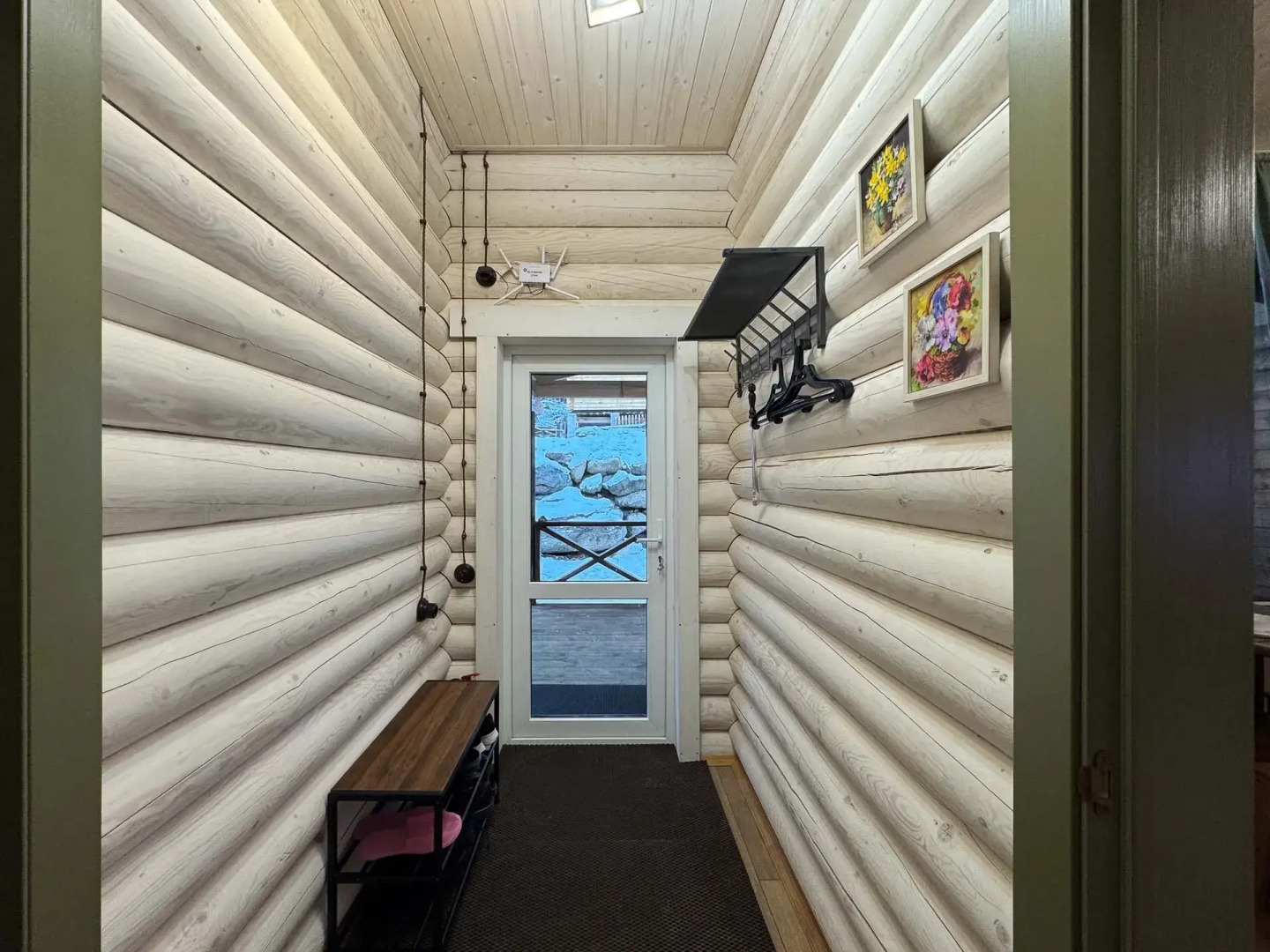 Частный дом У друзей сруб